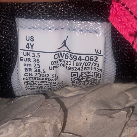 Air Jordan MA2 “Black Pinksicle” GS(Grade School) Youth Size 4Y/Women’s Size 5.5 - Picture 8 of 11